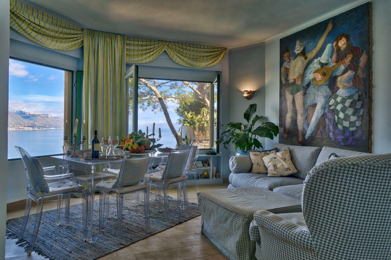 Luxury Apartment And Charm Sea View Isola Bella Таормина Екстериор снимка